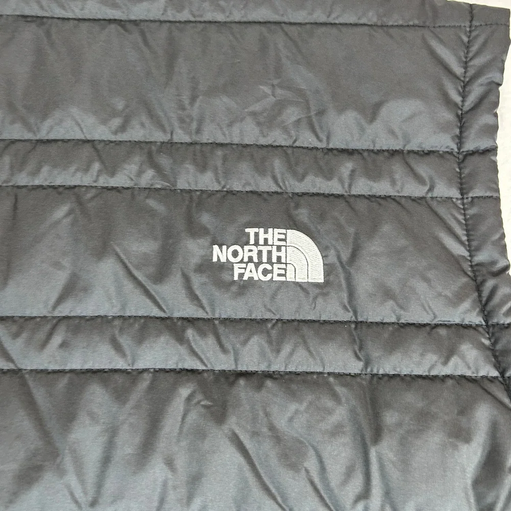 The North Face Mens Black Puffer Vest Full Zip Insulated Jacket Large NF0A3Y4K